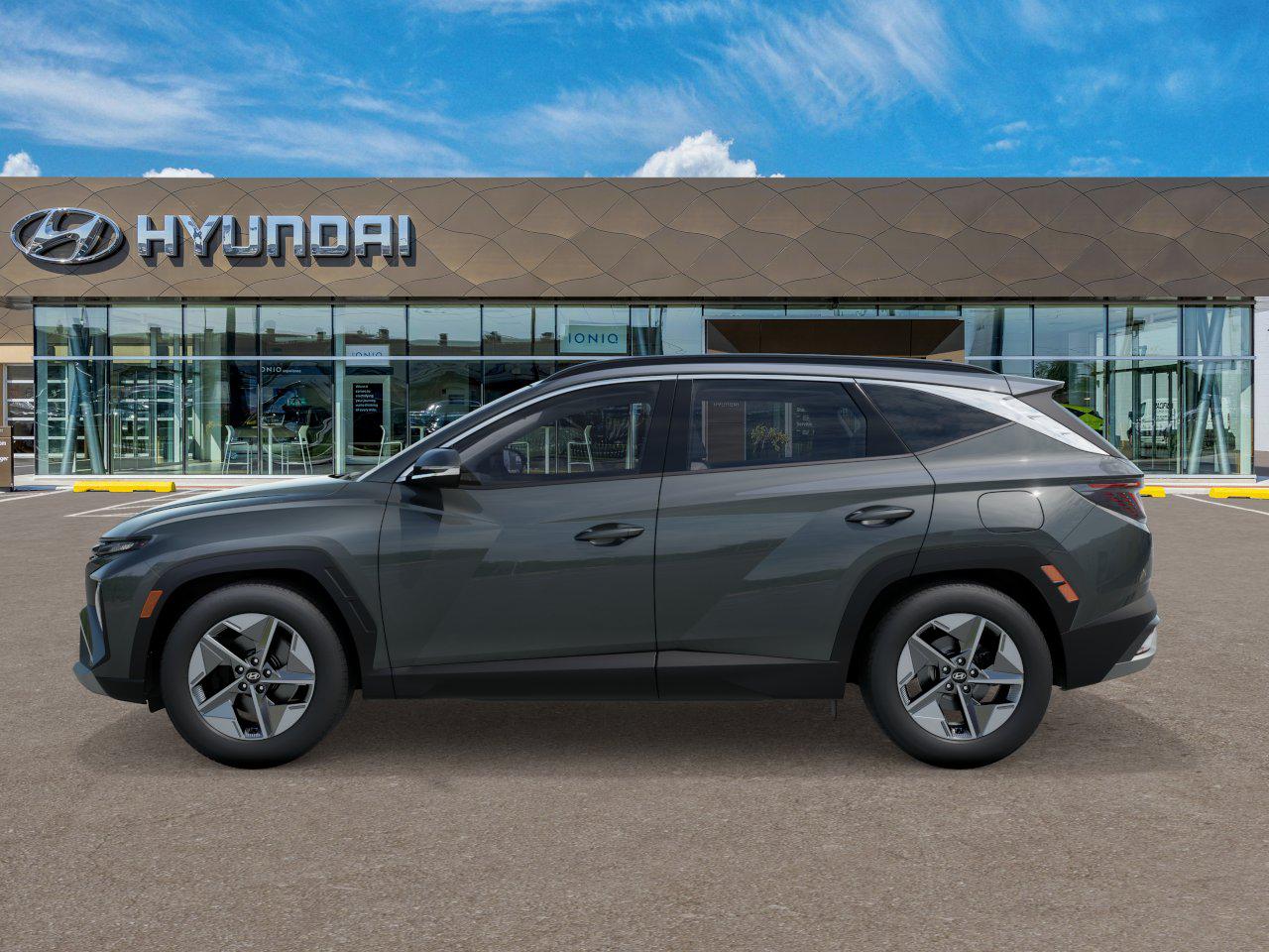 2025 Hyundai Tucson Hybrid SEL Convenience Sport photo 2