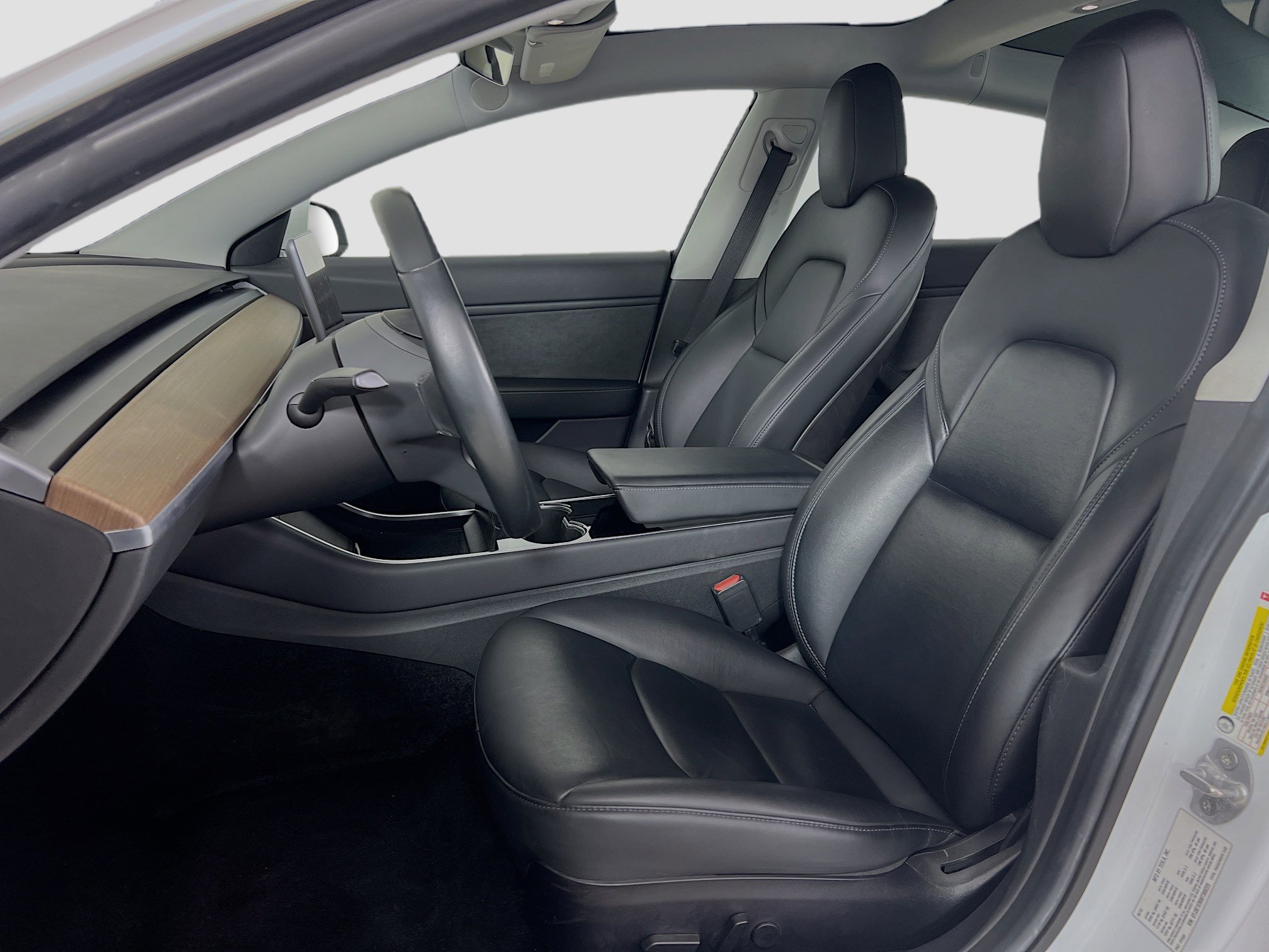 2019 Tesla Model 3 Long Range photo 9