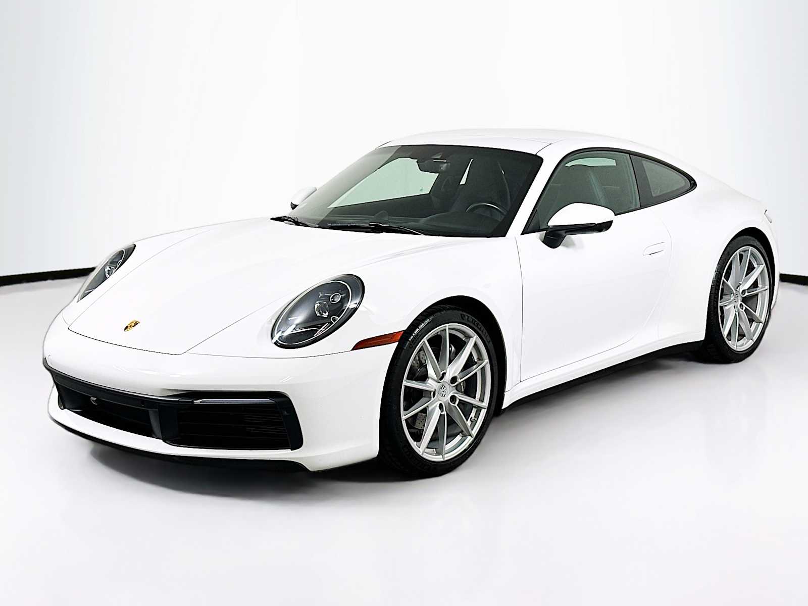 2022 Porsche 911 Carrera