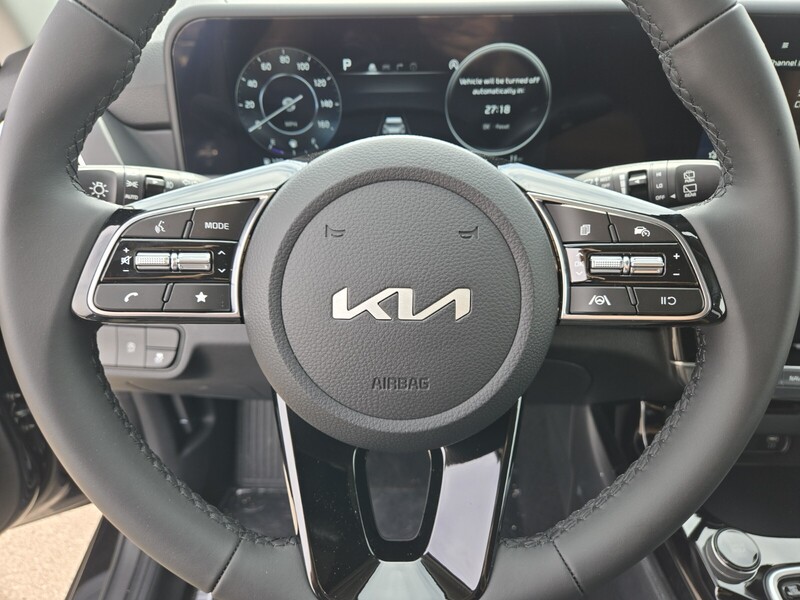2025 Kia Seltos EX photo 10