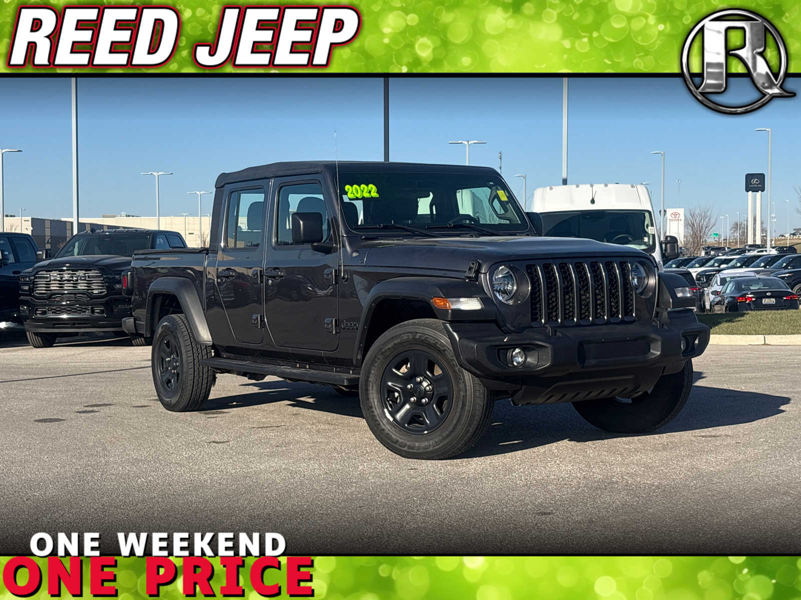 2022 Jeep Gladiator Sport's photo