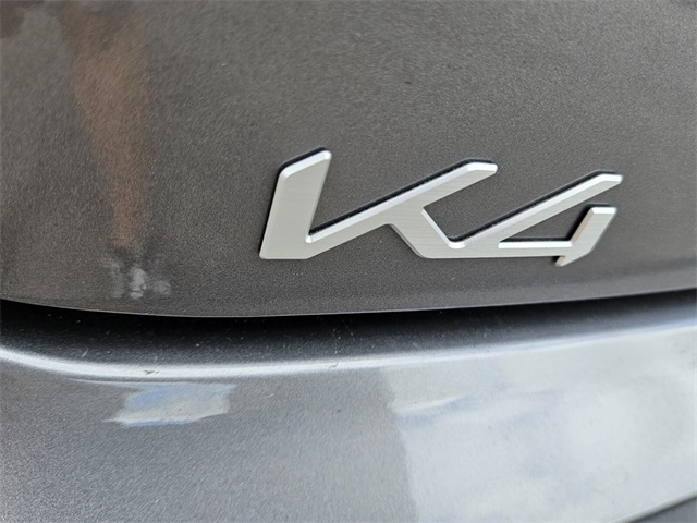 2025 Kia K4 LXS photo 9