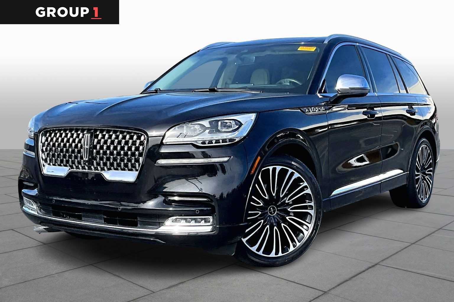 2022 Lincoln Aviator Black Label's photo