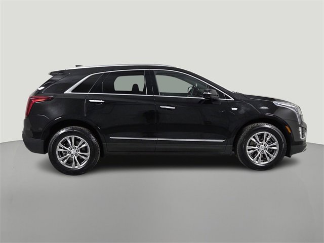 2022 Cadillac XT5 Premium Luxury photo 2