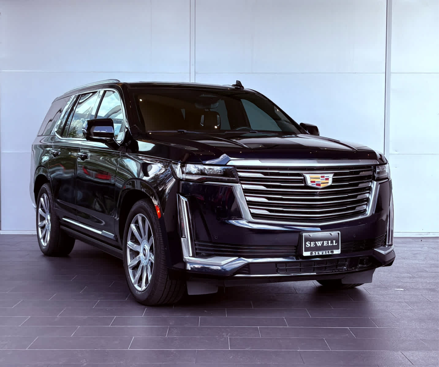 2022 Cadillac Escalade Premium Luxury Platinum photo 3