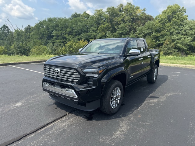 2025 Toyota Tacoma Limited photo 7