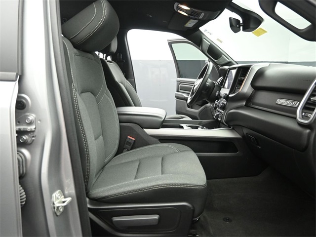 2024 RAM 1500 - Image 25