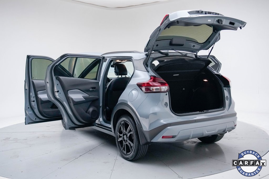 2022 Nissan Kicks SR photo 31
