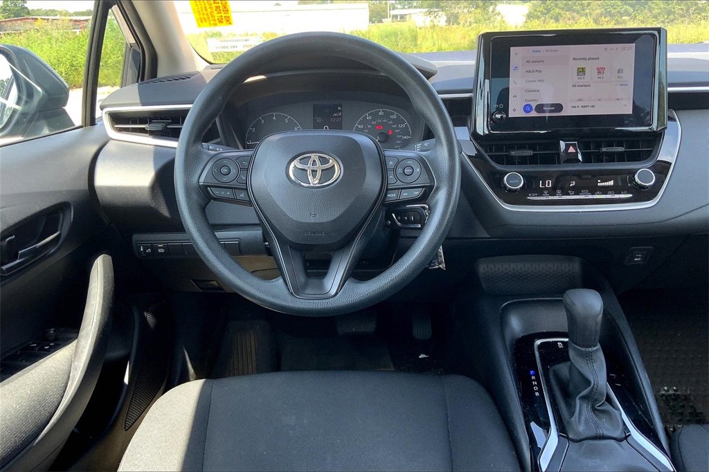 2024 Toyota Corolla LE photo 4