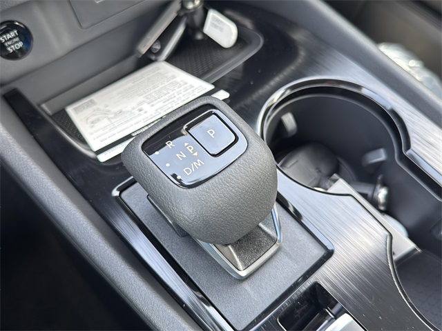 2026 Nissan Rogue S photo 13