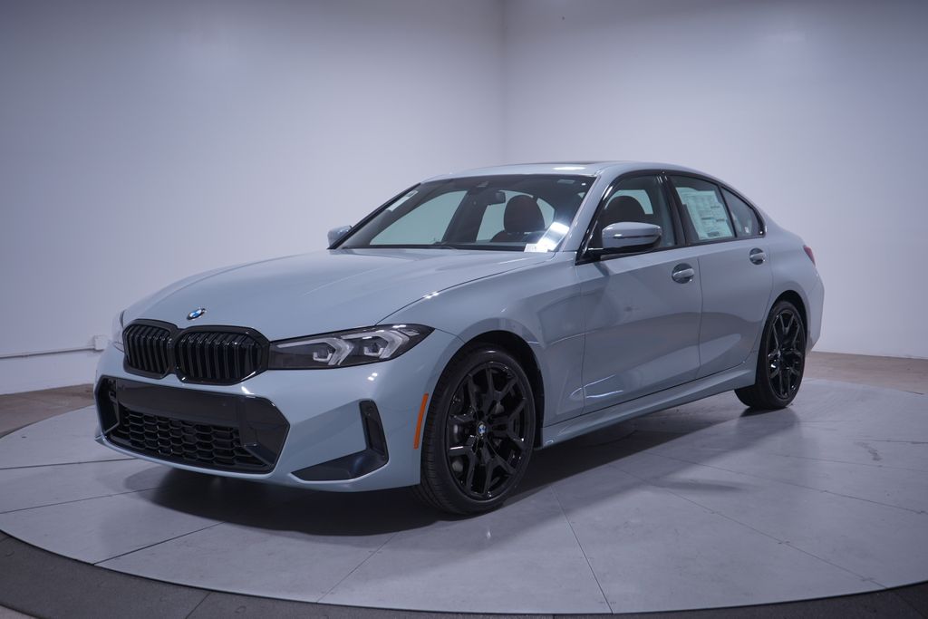 2026 BMW 3 Series 330i's photo