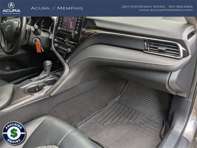 2021 Toyota Camry SE photo 25