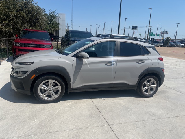 2023 Hyundai Kona SEL photo 11