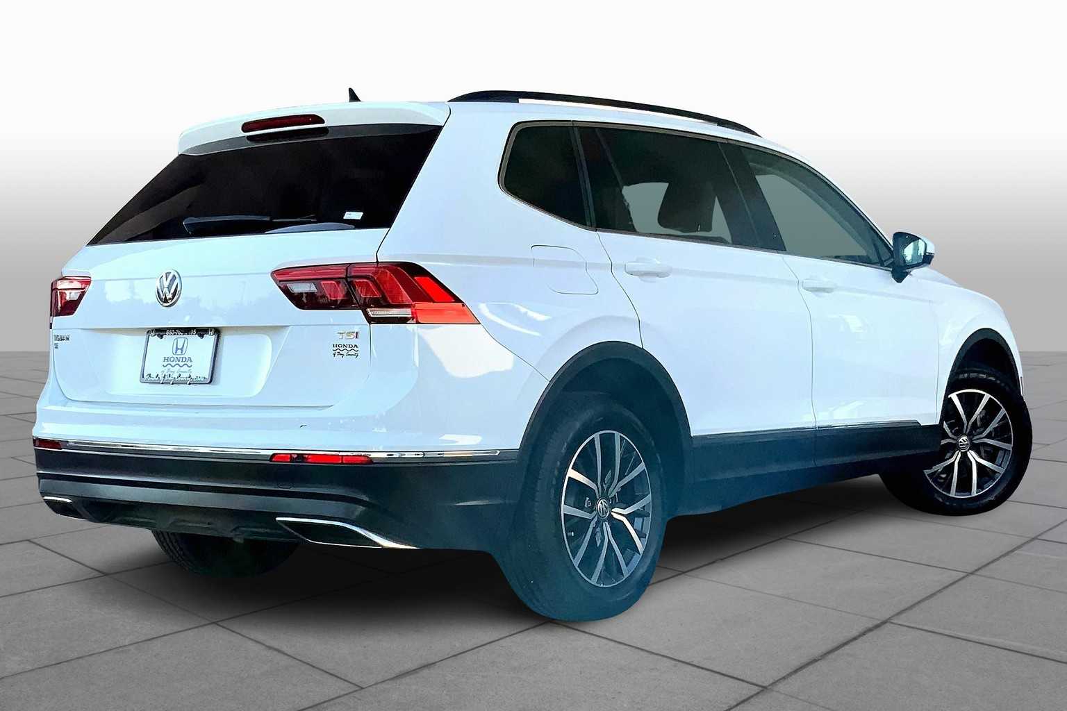 2018 Volkswagen Tiguan SE photo 12