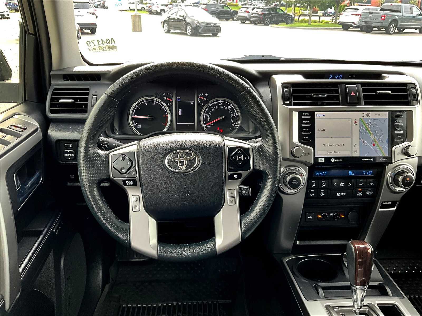 2023 Toyota 4Runner Limited photo 17