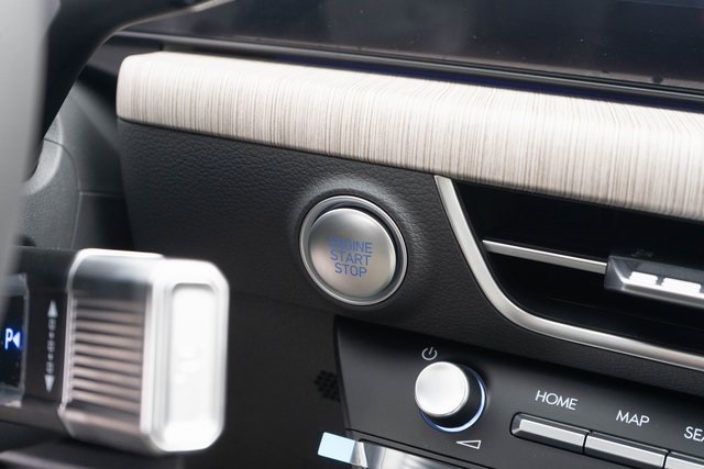 2025 Hyundai Sonata Hybrid Limited photo 23