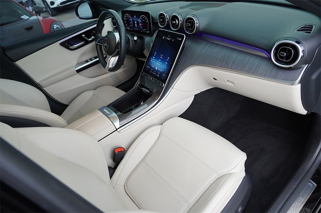 2022 Mercedes Benz C 300 photo 10