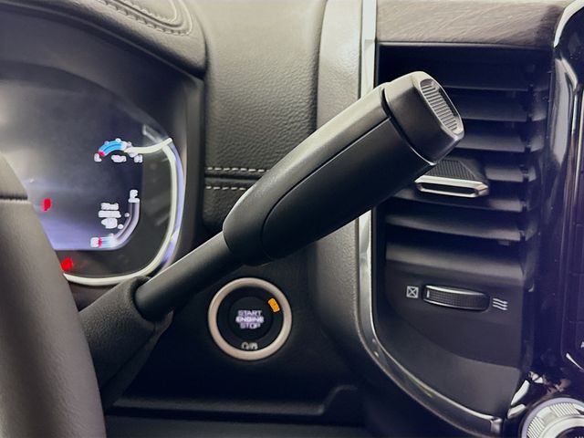2025 Ram 2500 Laramie photo 17