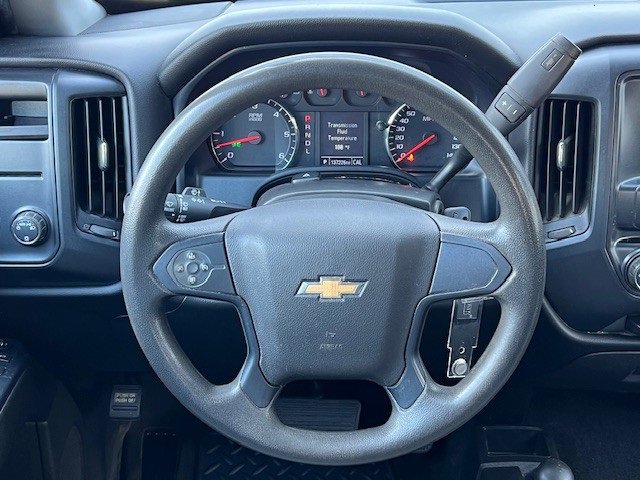 2018 Chevrolet Silverado 1500 Custom photo 22