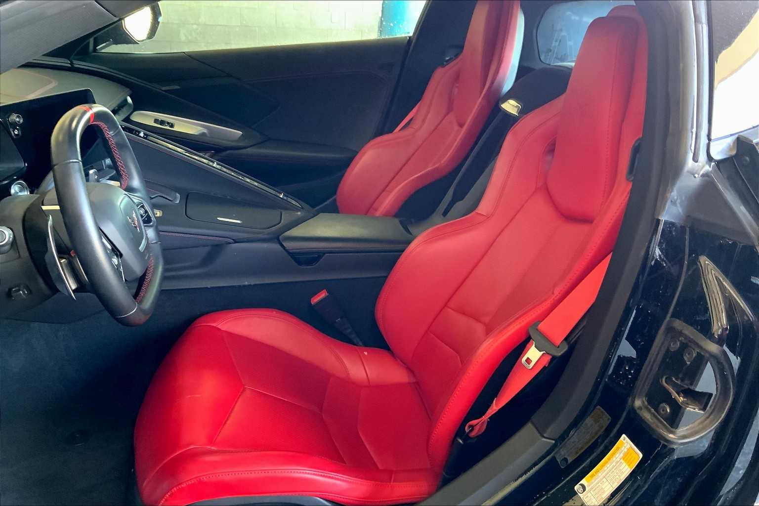 2021 Chevrolet Corvette Stingray 1LT photo 7