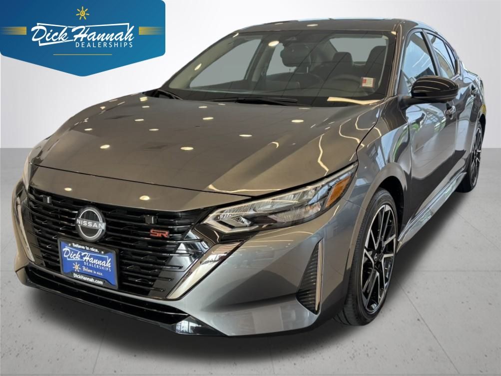 2025 Nissan Sentra SR's photo