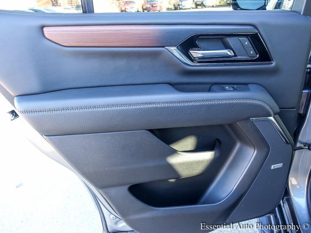 2025 GMC YUKON - Image 24