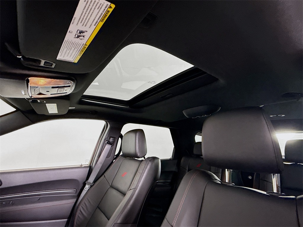 2025 Dodge Durango R/T Plus photo 11