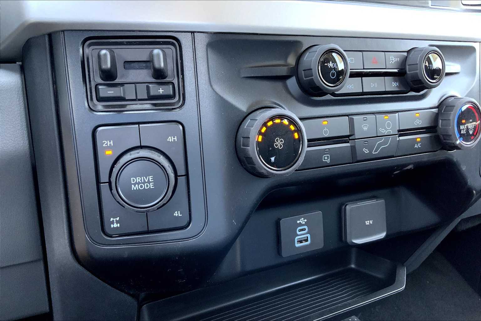 2025 Ford F-250 XL photo 15