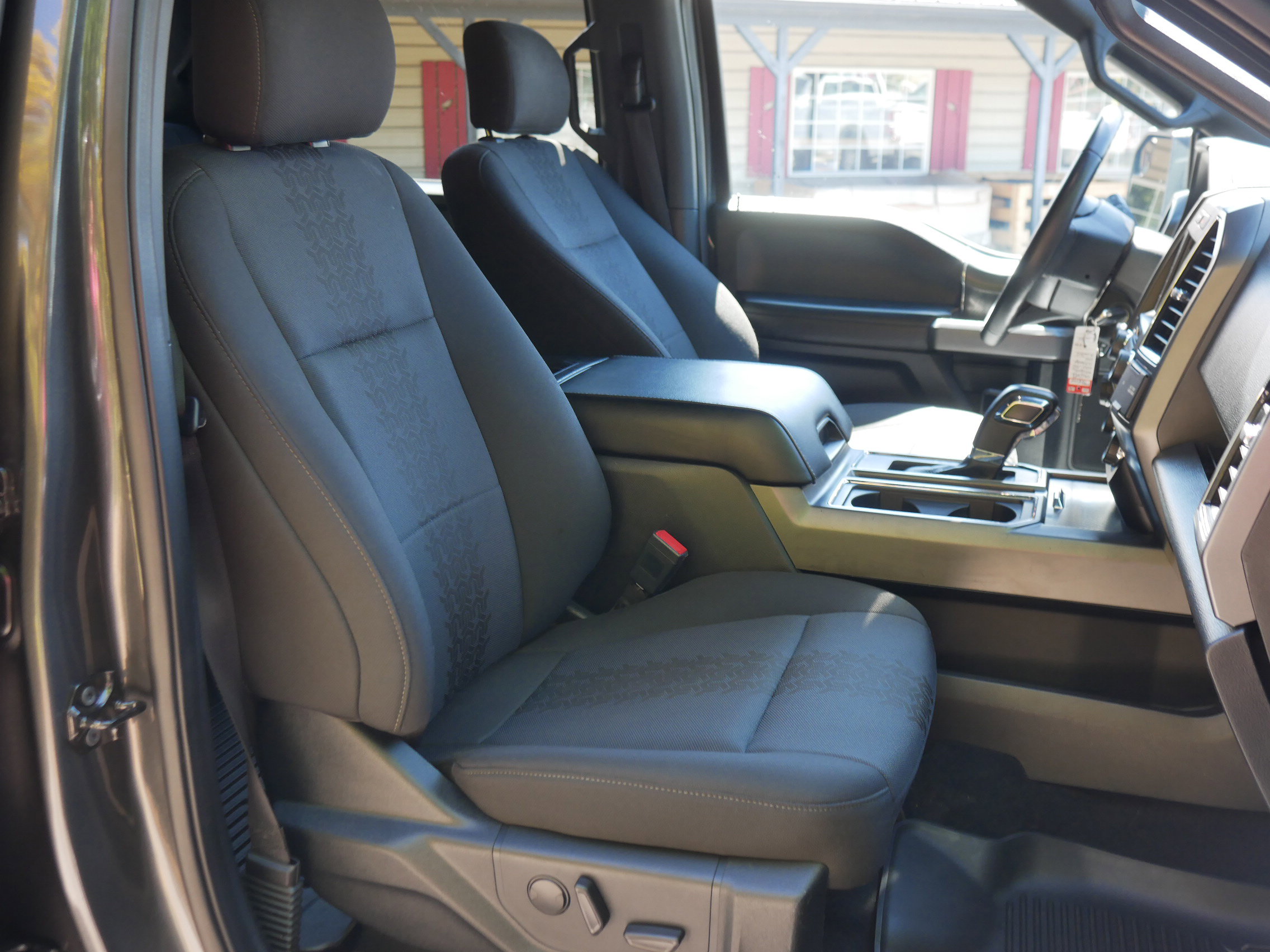 2020 Ford F-150 XLT photo 21