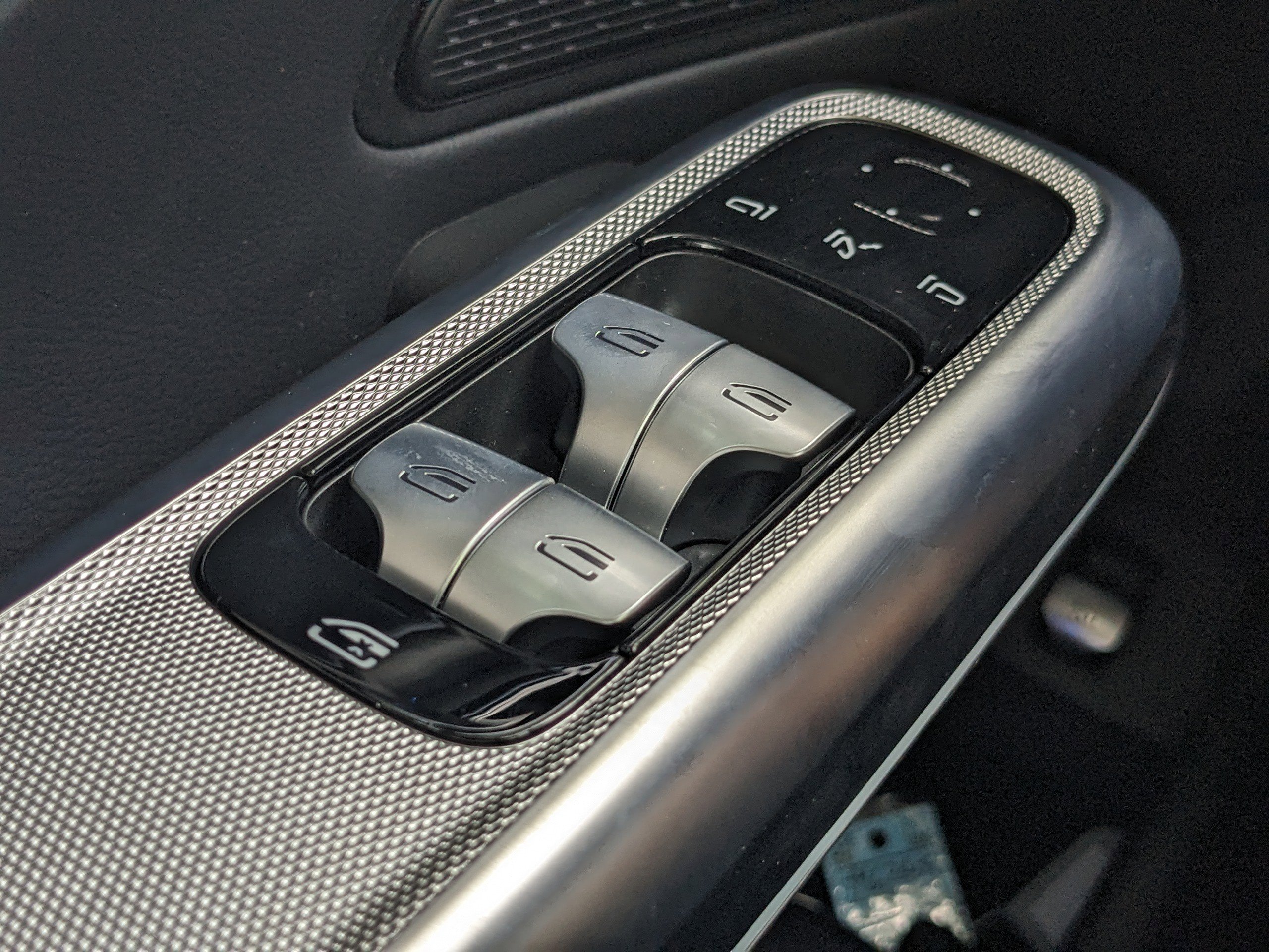 2025 Mercedes Benz E 350 photo 18