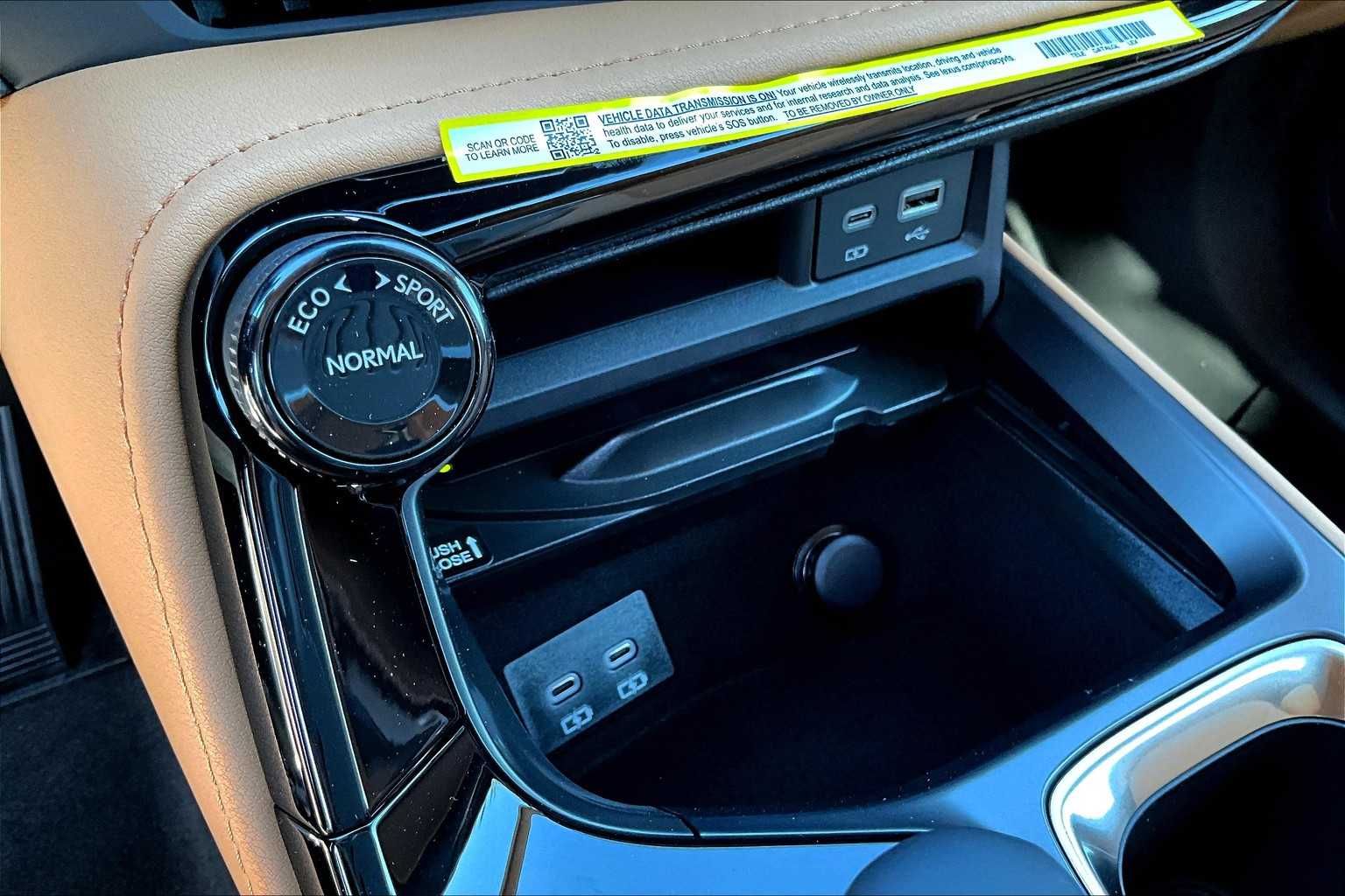 2026 Lexus NX 350 photo 15