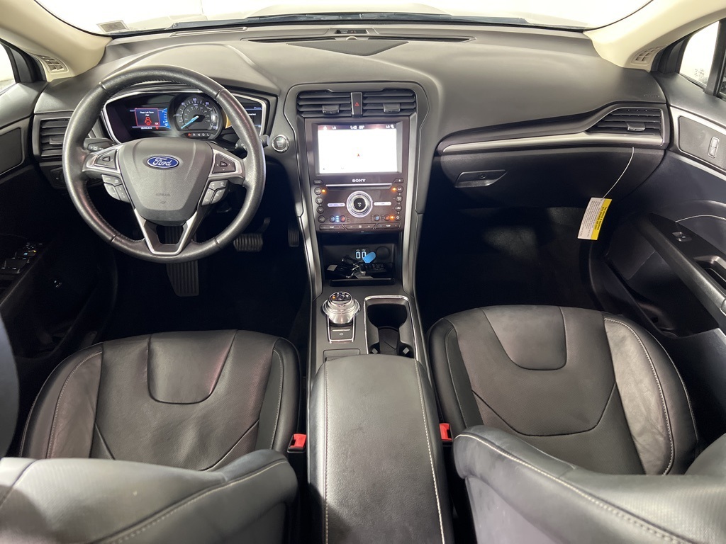 2019 Ford Fusion Energi Titanium photo 2