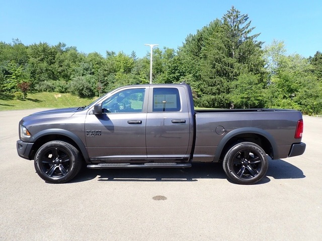 2022 Ram 1500 Classic Warlock photo 2