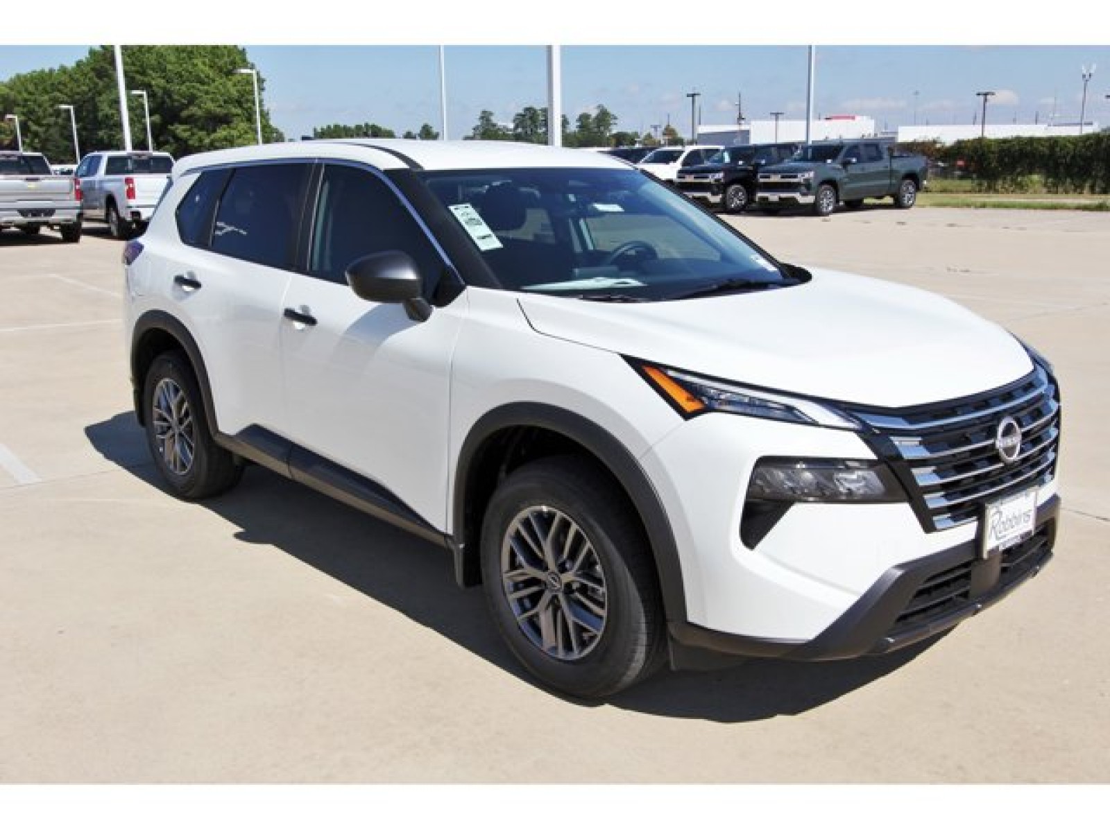 2026 Nissan Rogue S White at Robbins Nissan