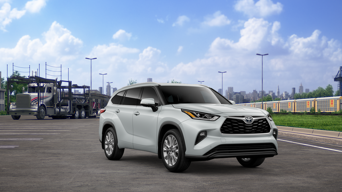 2025 Toyota Highlander Limited photo 15