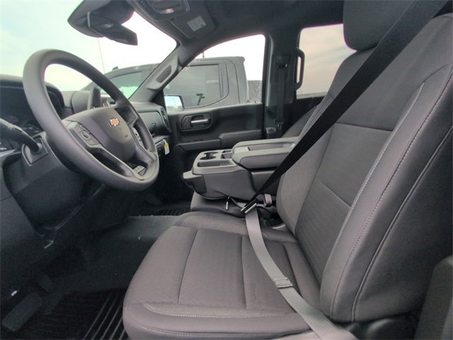 2026 Chevrolet Silverado 1500 Custom photo 7