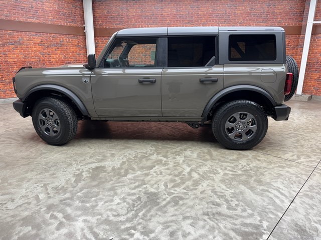 2025 Ford Bronco Big Bend photo 2