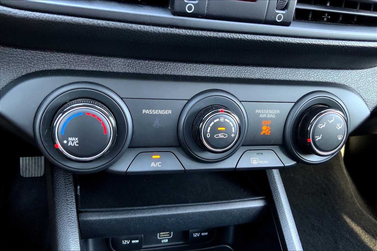 2023 Kia Forte LXS photo 24