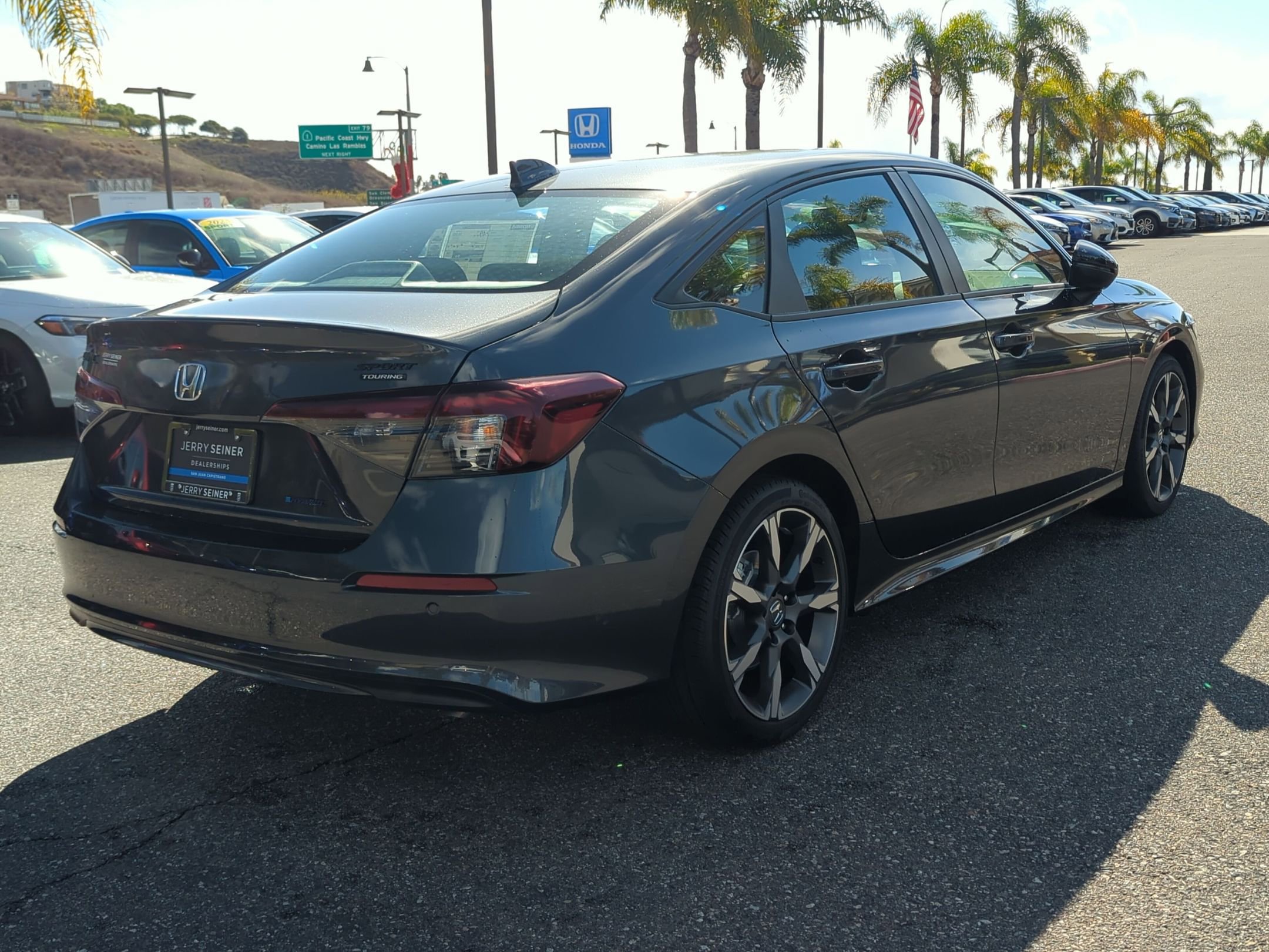 2026 Honda Civic Hybrid Sport Touring photo 4