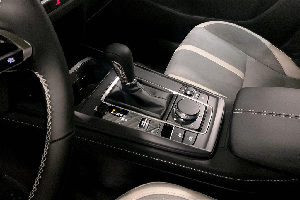 2026 MAZDA CX-30 - Image 6