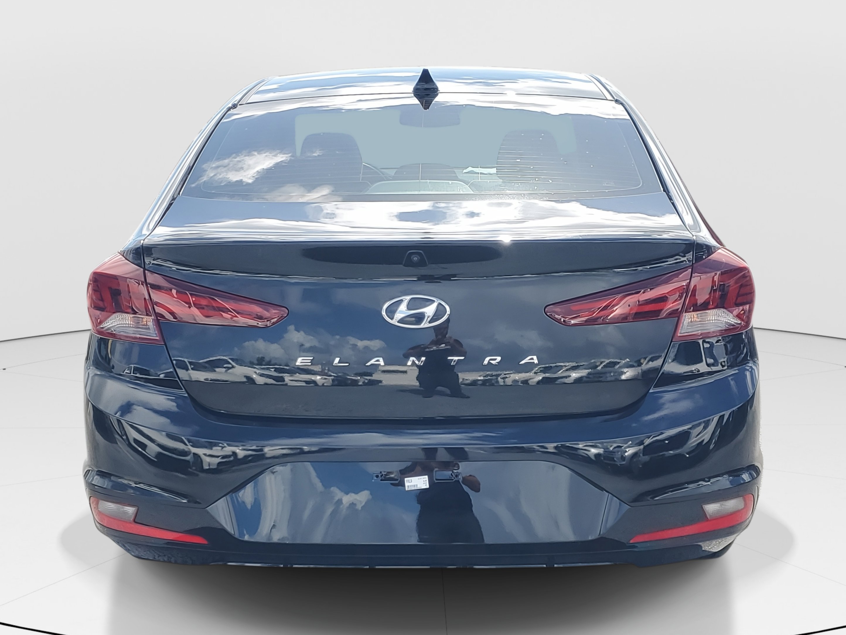 2020 Hyundai Elantra Value Edition photo 6