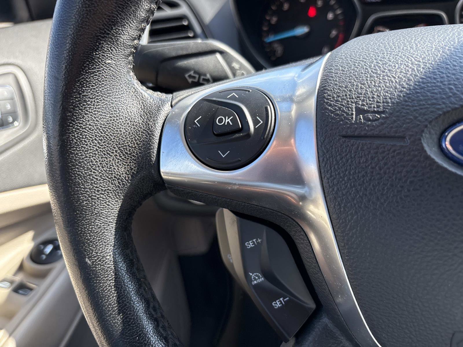 2016 Ford Escape Titanium photo 25