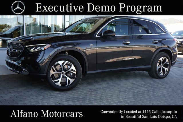 2025 Mercedes Benz GLC 350e 4MATIC photo 4