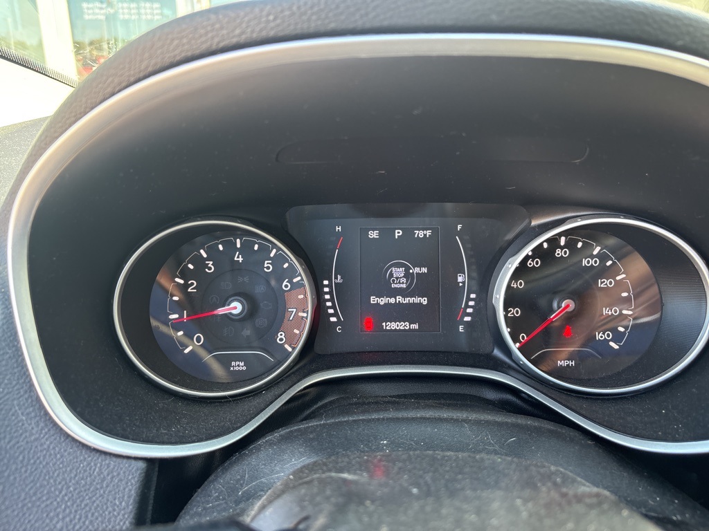 2019 Jeep Compass Latitude photo 2