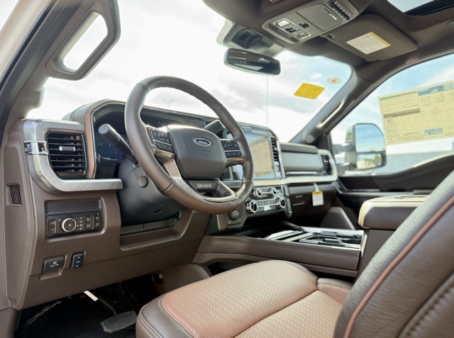 2026 Ford F-350 King Ranch photo 17
