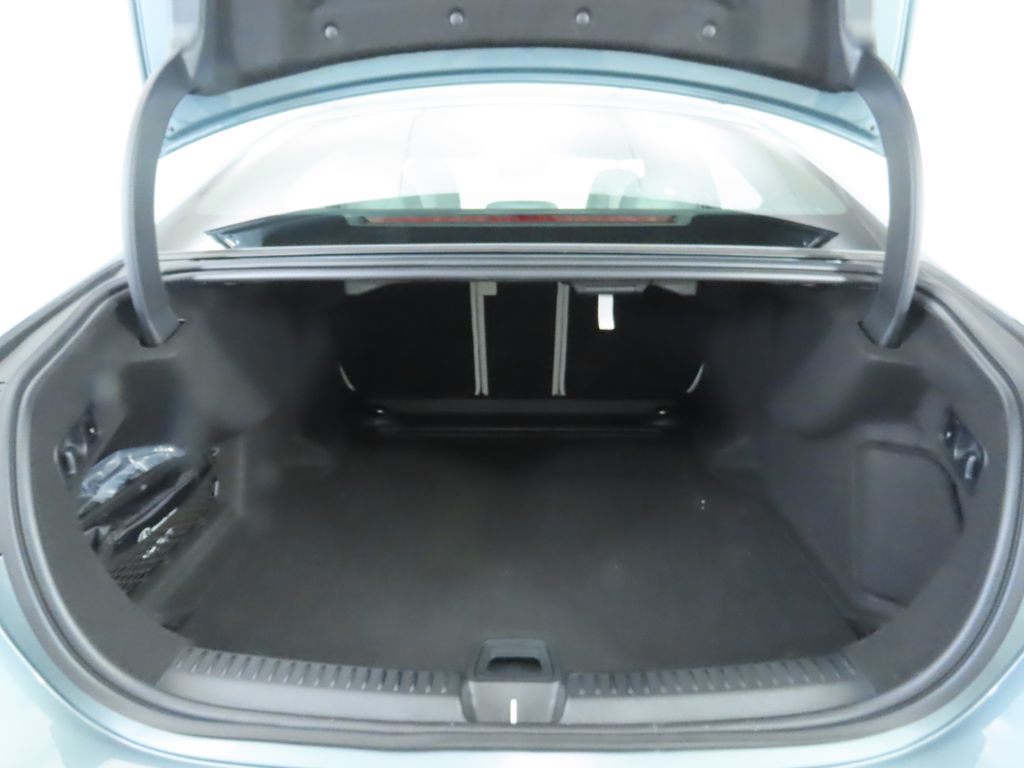 2026 Mercedes Benz E 350 photo 27