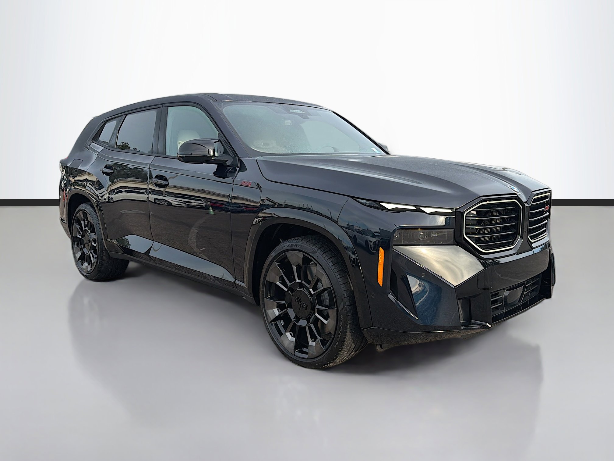 2026 BMW XM Base's photo