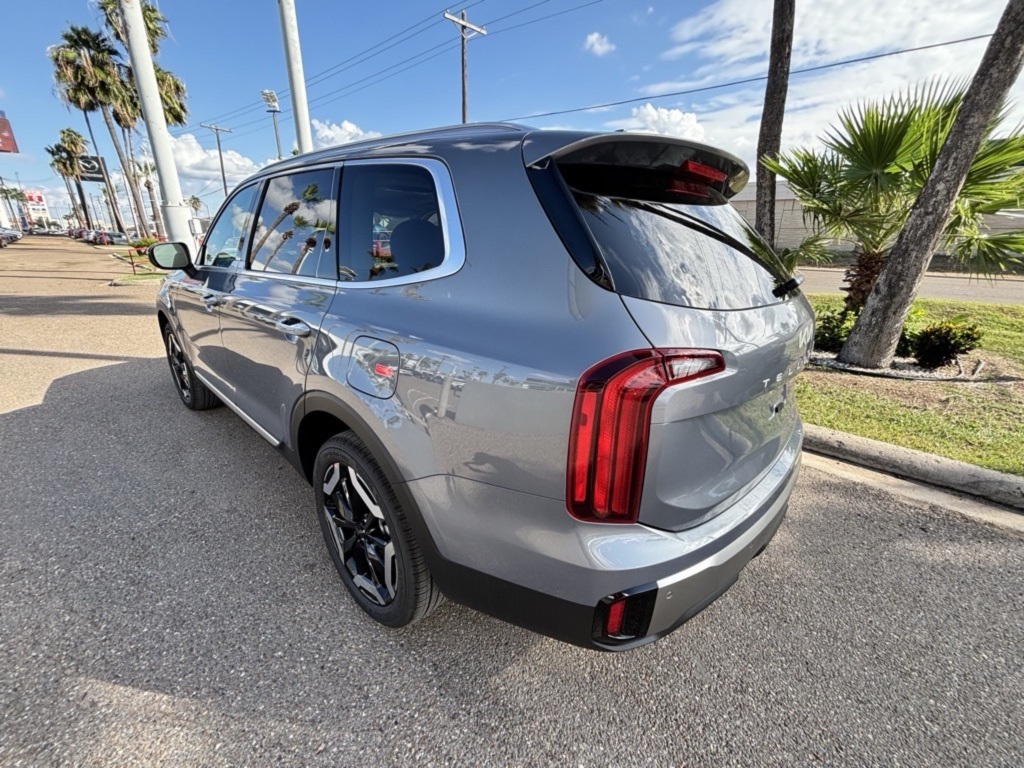 2025 Kia Telluride S photo 2