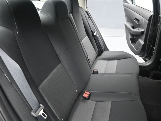 2025 Nissan Sentra SV photo 21