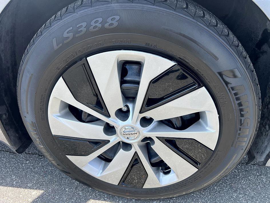 2022 Nissan Altima 2.5 S photo 12
